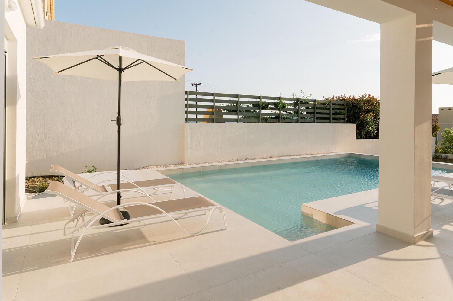 Villa Kira ตราเปซากิ ภายนอก รูปภาพ