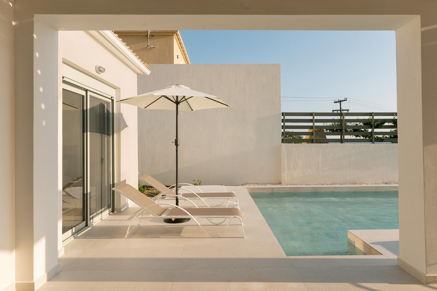 Villa Kira ตราเปซากิ ภายนอก รูปภาพ