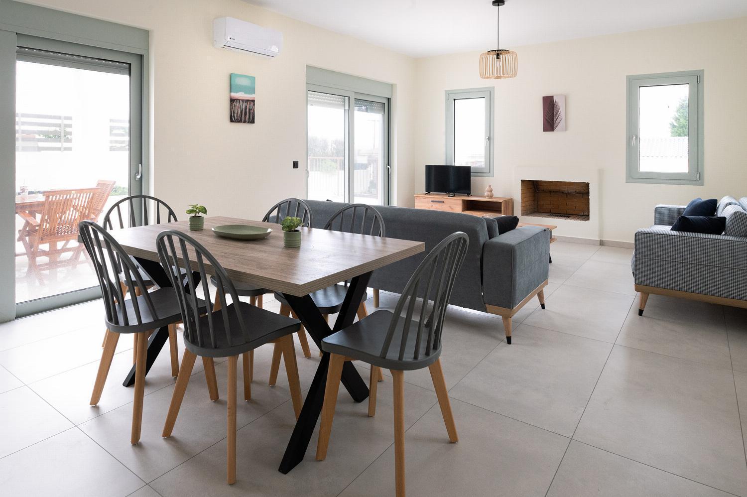 Villa Kira ตราเปซากิ ภายนอก รูปภาพ