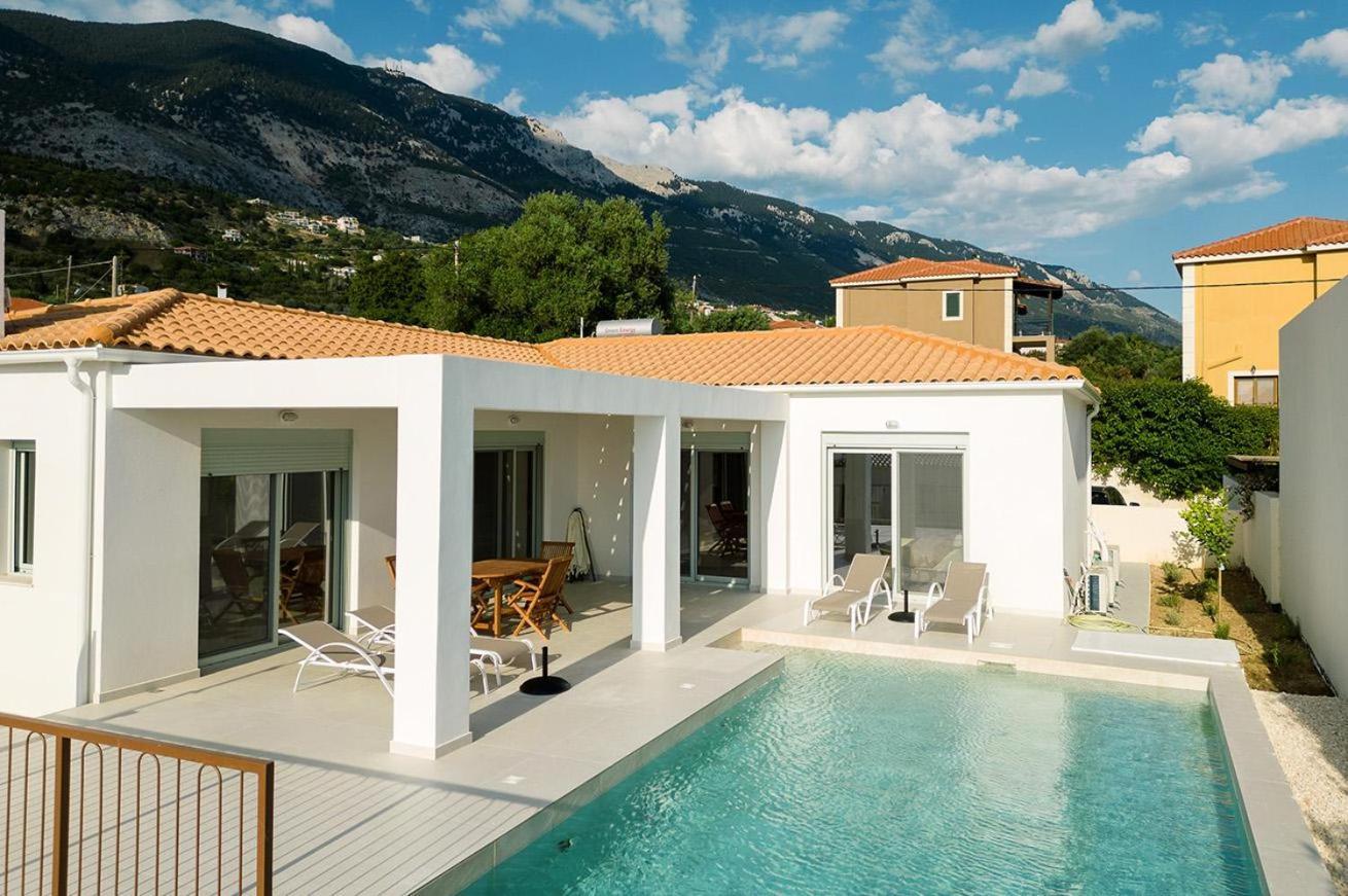 Villa Kira ตราเปซากิ ภายนอก รูปภาพ
